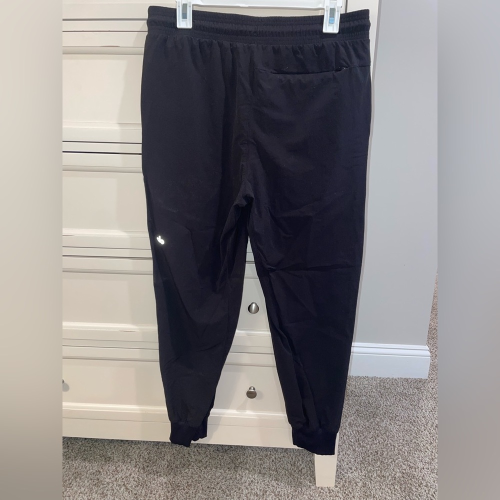 ALO Yoga Black Co-Op Sweatpants - Picture 4 of 6